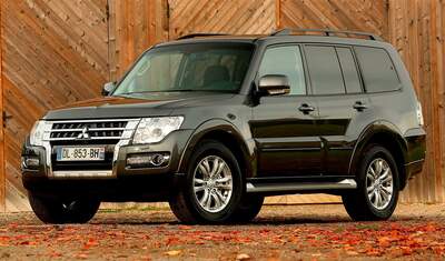 Mitsubishi Pajero 2016