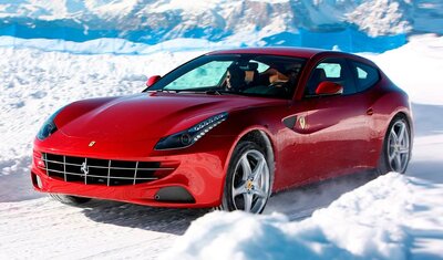 Ferrari FF и Porsche Panamera Turbo S