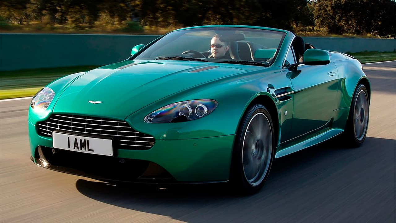 Aston Martin v8 Vantage 2010