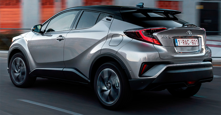 Toyota chr объем багажника